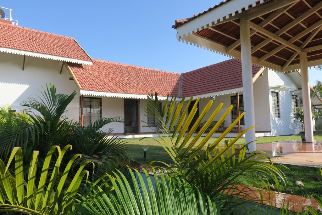 The Green Estate Resort Nashik Extérieur photo