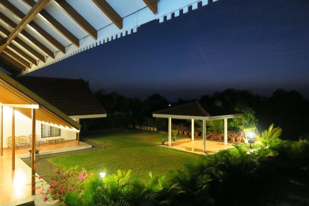 The Green Estate Resort Nashik Extérieur photo